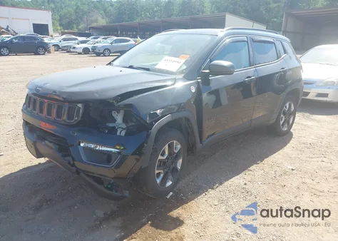 2018 Jeep Compass Trailhawk 4X4 из США, поврежденный, VIN 3C4NJDDB7JT129041